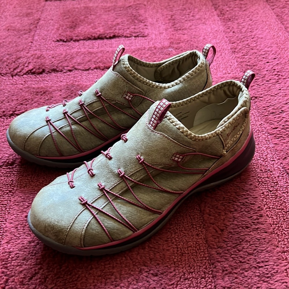 Jambu Spirit Encore Vegan Sneaker in Saddle 9.5